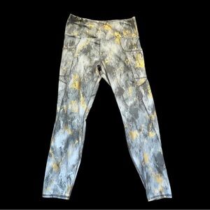 Tahari Gray and Gold Patterned Leggings